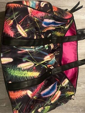 Floral Feather Print Tote Bag in Multicolor